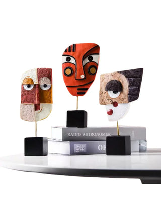 Abstract Figurative Artistic Decorative Piece Creative Style for Living Room TV Cabinet Or Bar High-End Decoration